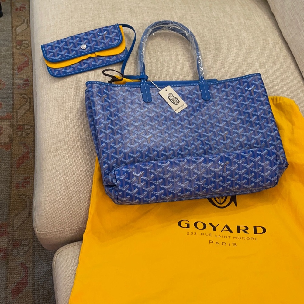 NWT Goyard Isabelle bag in blue